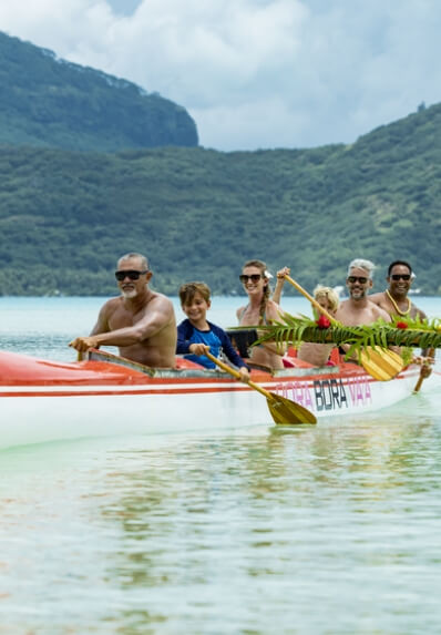 Yacht-charter-experience-family