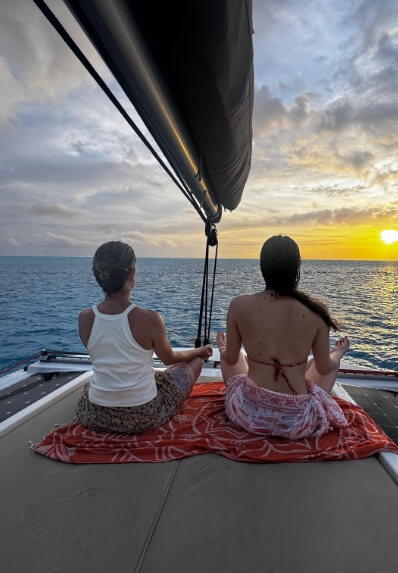 Yacht-charter-experience-relax