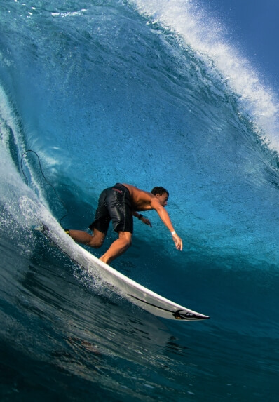 Yacht-charter-experience-surfing